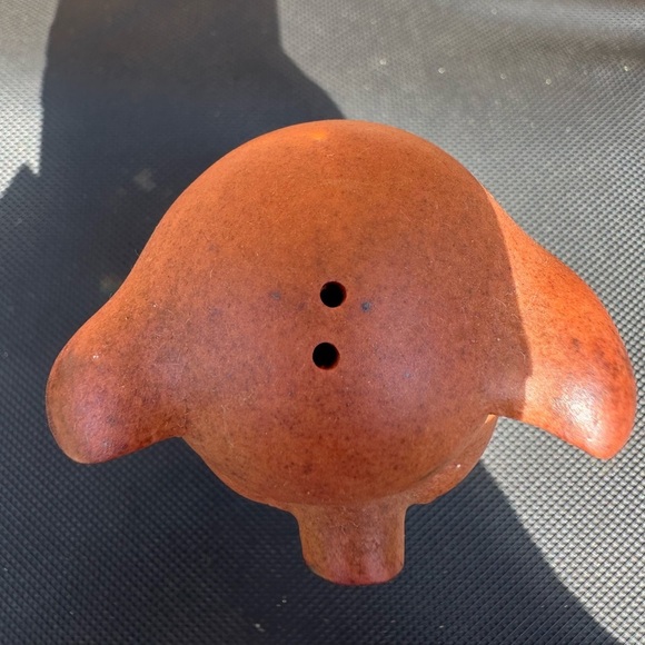 Vintage Stoneware Happy Pig Salt and Pepper Shakers Pottery Japan UCTCI - Picture 7 of 7